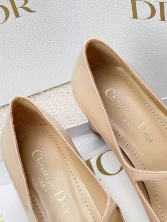 Dior Heeled Slides - Picture 3 of 8